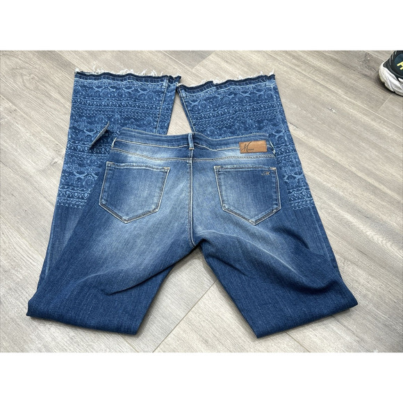 Mavi Size 27 Blue Faded Distressed Embellished Raw Hem Flare Leg Boho Jeans NWT - Picture 4 of 10